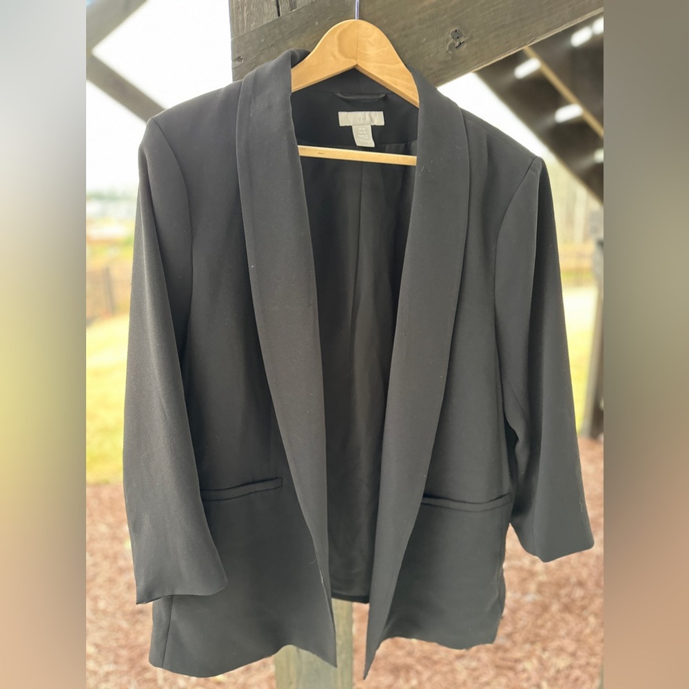 H&M 3/4 sleeve black blazer XL